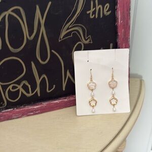Chic Gold and White Clover Dangle Earrings with faux pearl